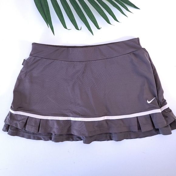 Nike Dri Fit Ruffled Skort Small - Picture 1 of 5